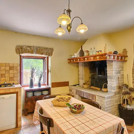 Edera * Juršići