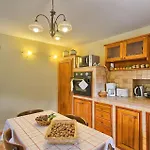 Holiday home Edera