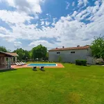 Holiday home Edera