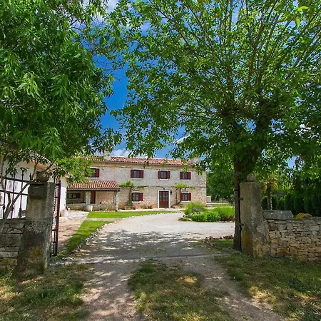 Edera Holiday home